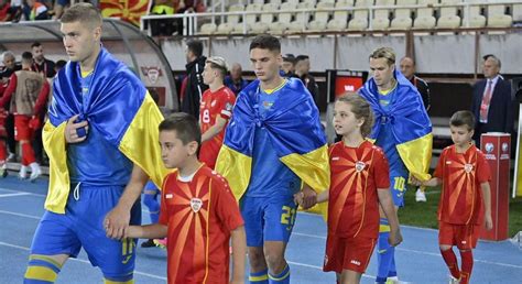 україна македонія футбол